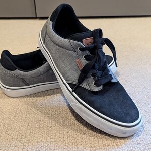 VANS Men’s Atwood Deluxe Grey/Black Canvas Skater Shoes Size 11.5
